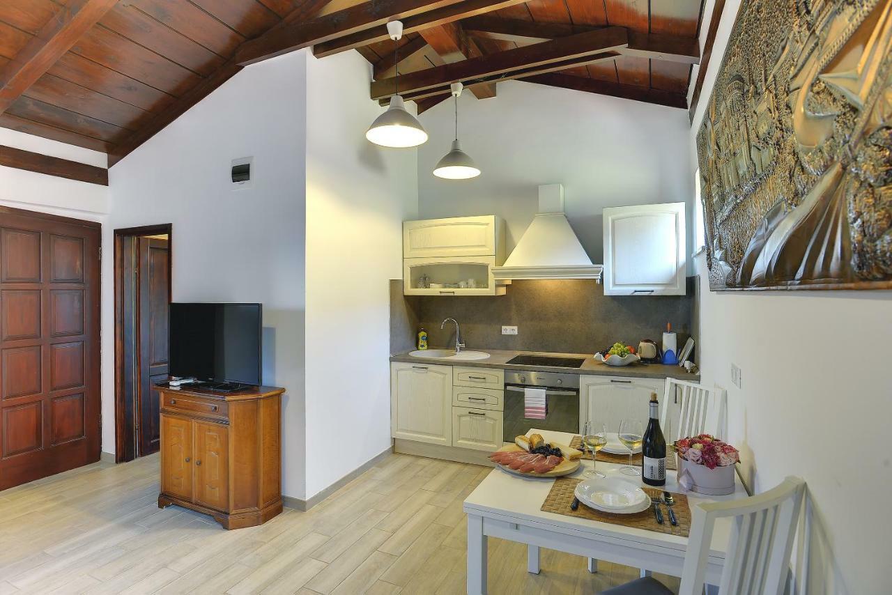 Diegos Apartments Pula Exterior photo